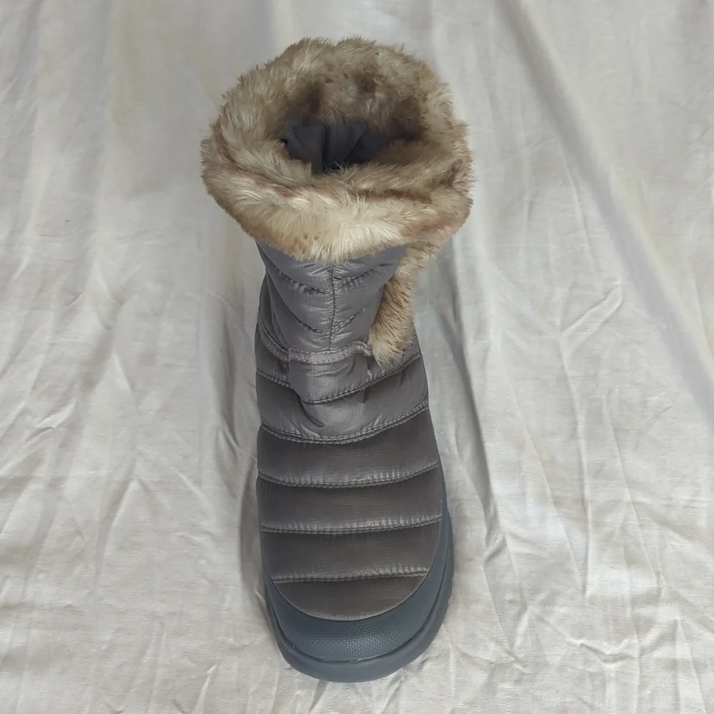 The North Face Women's Thermoball Microbaffle Bootie II - Picture 10 of 12